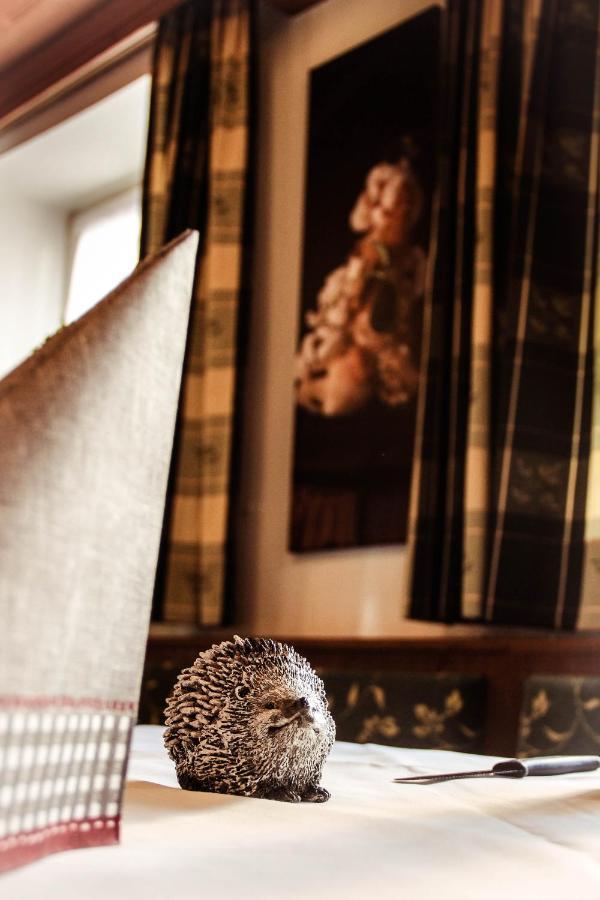 Blochums Gasthof Hirsch マルクトオーバードルフ エクステリア 写真